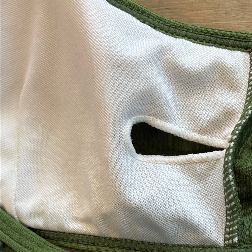 M | Zaful Elegant Green Ruffled Bikini Set WrapAround Strings Ruched Back Size 6 - Picture 3 of 10